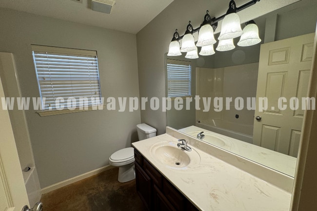 Building Photo - 910 Wineberry Rd