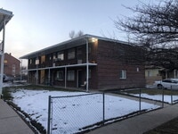 Building Photo - "Charming 1-Bedroom apartment with Spacious Layout in the Heart of Salt Lake City!"