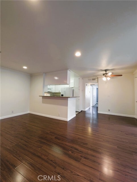 Building Photo - 11162 Camarillo St