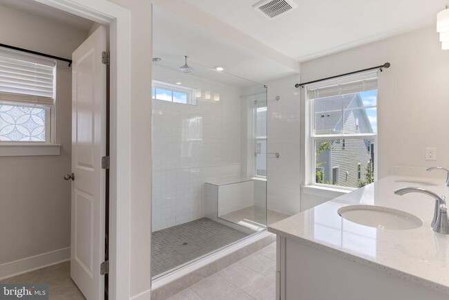 Building Photo - 17713 Longspur Cove Ln