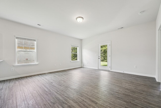 Building Photo - 131 Altair Ln