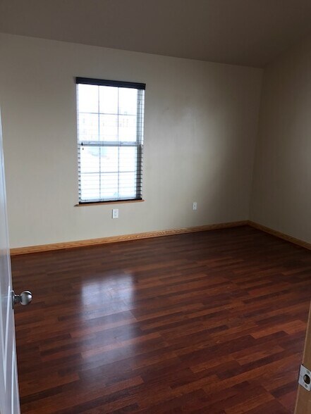 Building Photo - 3130 SW Arlan Ln