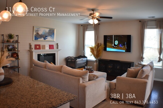 Building Photo - 11 King's Cross Ct