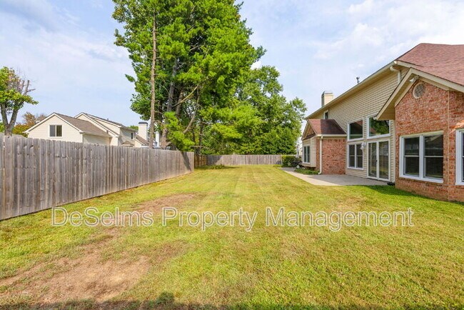 Building Photo - 1012 Beech Tree Ln