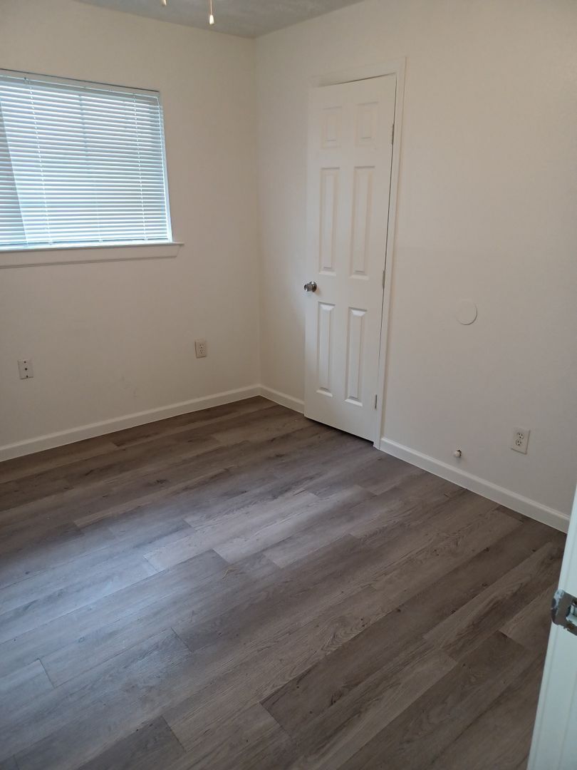 Building Photo - 7314 Howton St