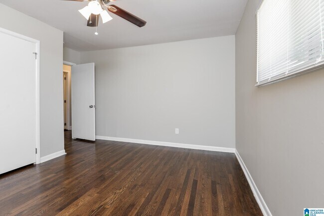 Building Photo - 7637 Ridge Tree Ln