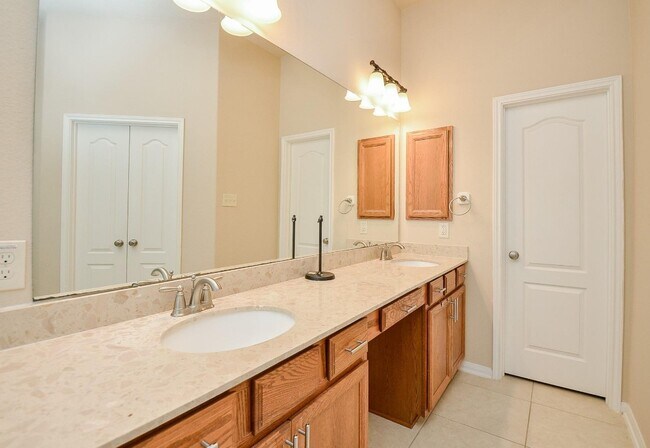 Building Photo - 19634 Travis Cannon Ln