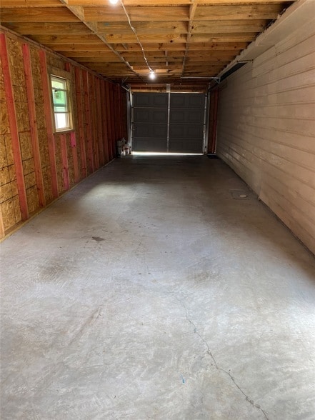 Building Photo - 5018 Kenilwood Dr