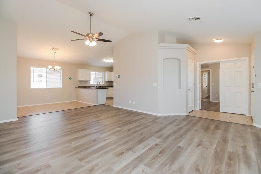 Building Photo - 19003 N Wilson St