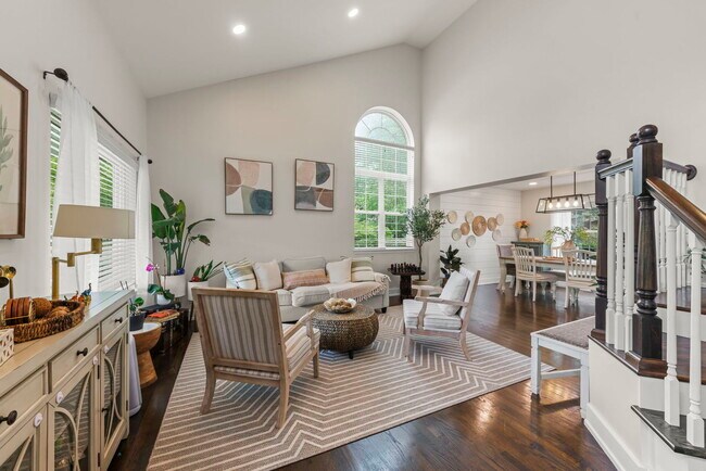 Building Photo - 3404 Interlochen Ln
