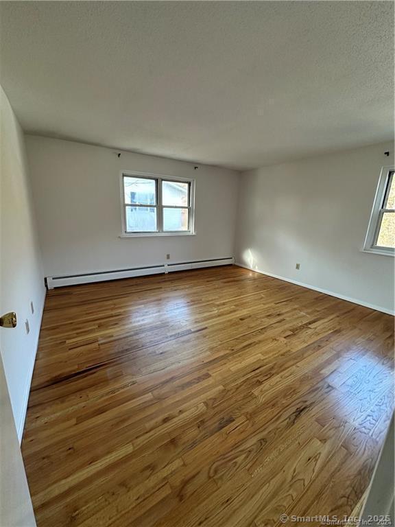 Building Photo - 482 Oak Ave