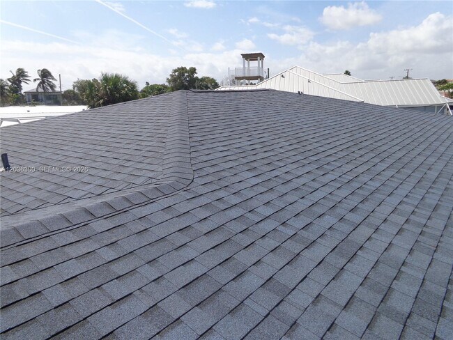 Building Photo - 1565 Thumb Point Dr