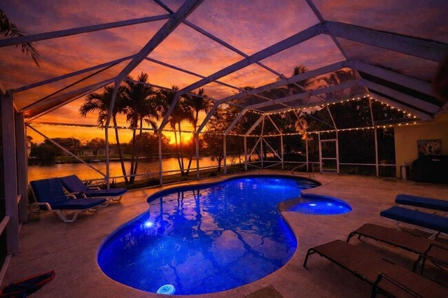 Building Photo - 7834 Edgewater Dr