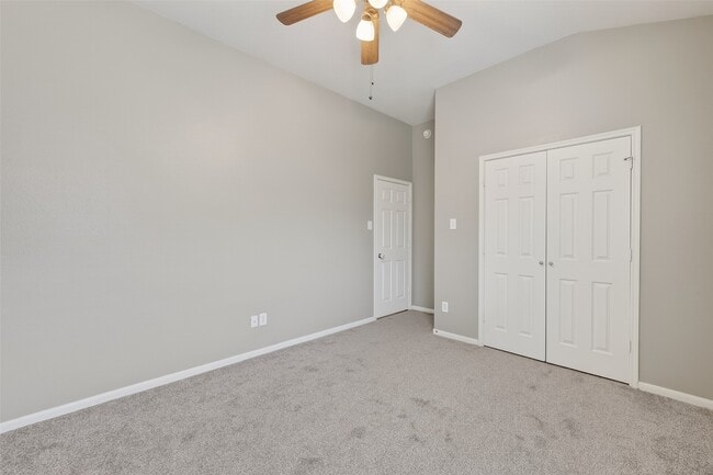 Building Photo - 6431 Applewood Forest Dr