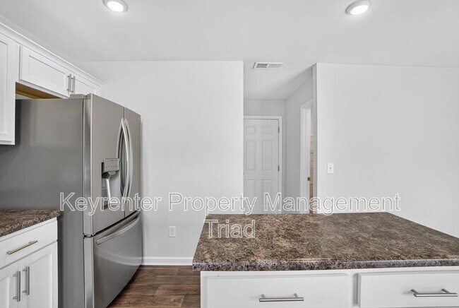 Building Photo - 5109 Black Frst Dr