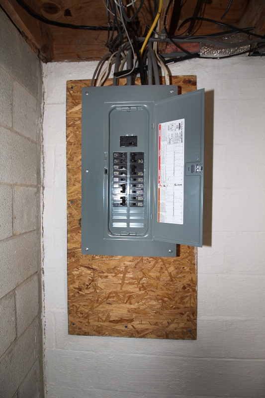 Building Photo - 100 Grouse Ct