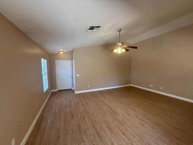 Building Photo - Beautiful Home in Copper Basin Community!