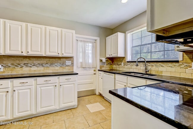 Building Photo - 3116 Belden Cir