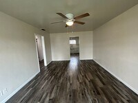 Building Photo - 3603 - DeLash
