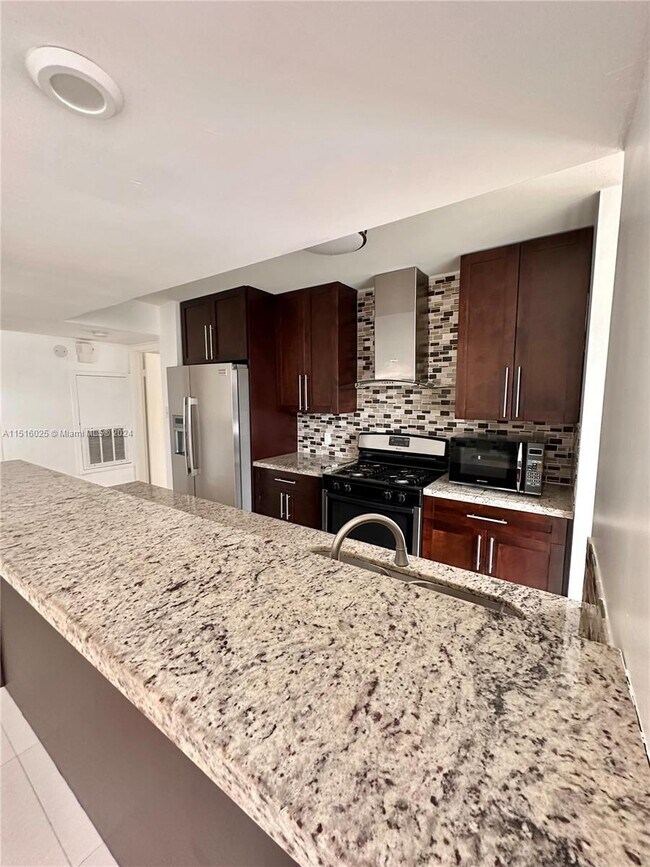 Building Photo - 15320 SW 106th Terrace