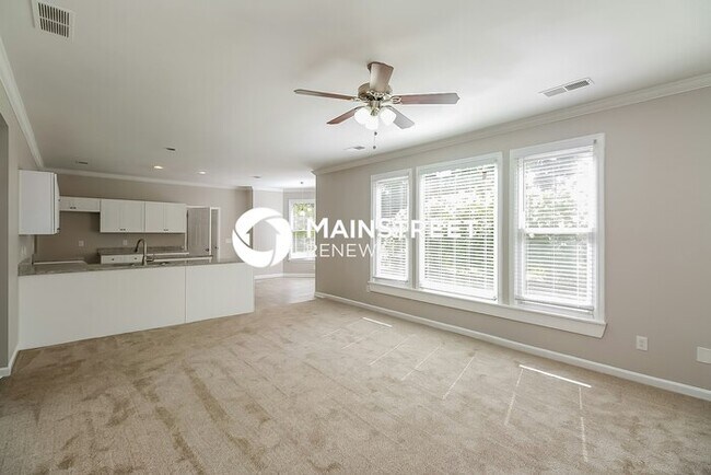 Building Photo - 4 Bedroom Pet-Friendly Home in Ellenwood, ...