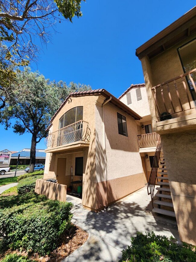 Primary Photo - Upper Unit in Villa Montevina