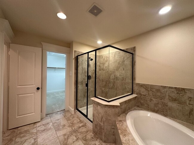 Building Photo - 1600 Abrams Rd