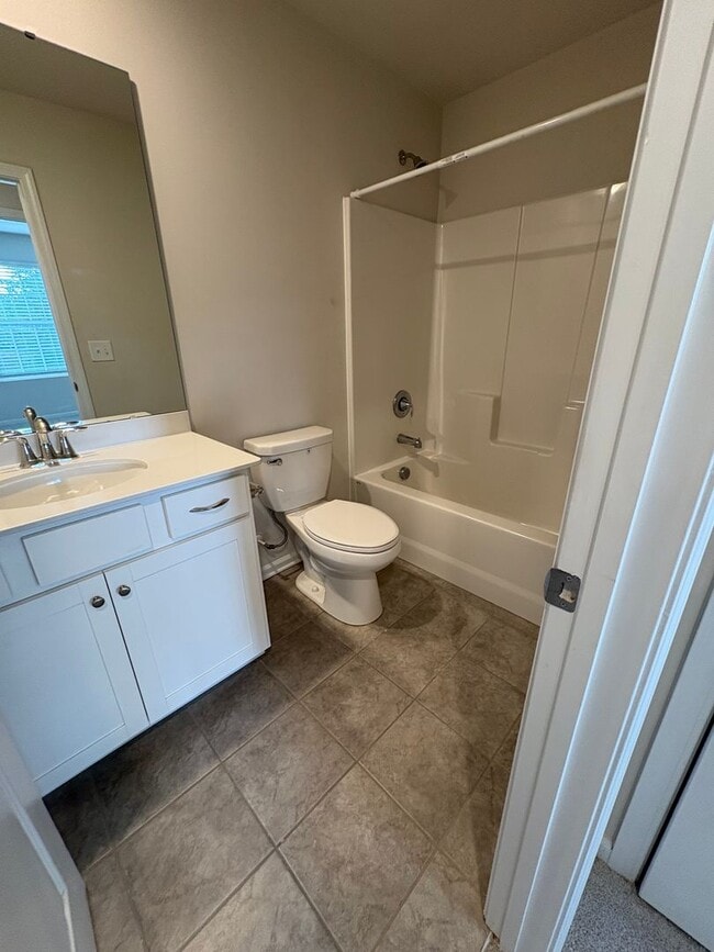 Building Photo - 408 Couchell Pl