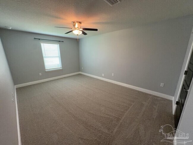 Building Photo - 6264 Pineapple DR