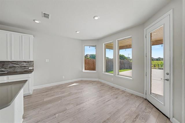 Building Photo - 2016 Binns Dr