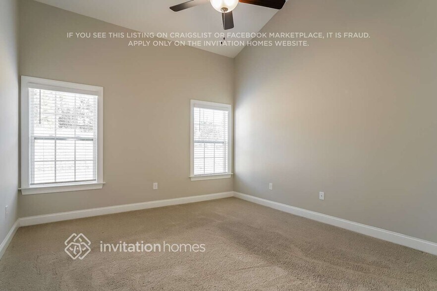 Building Photo - 668 Barneswyck Dr