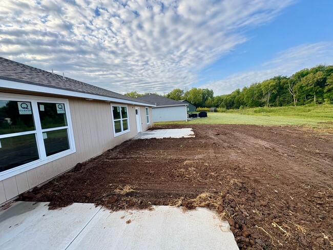 Building Photo - Newly Built 3 Bedroom Duplex in Irvine Acres!