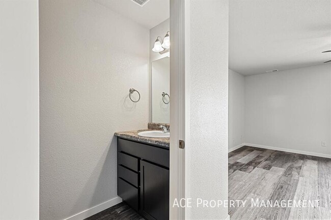 Building Photo - 22729 Radar Hill Rd