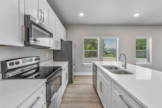 Building Photo - 1539 Sophia Ave