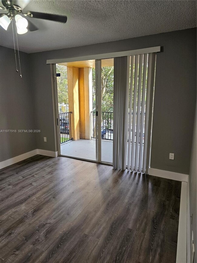 Building Photo - 2320 E Preserve Way