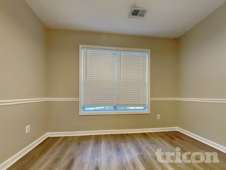 Building Photo - 3625 Cobblestone Dr
