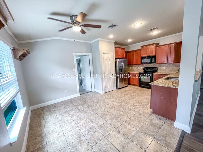 Building Photo - 10025 Iron Horse Trail