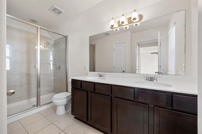 Building Photo - 2304 S Lakeline Blvd