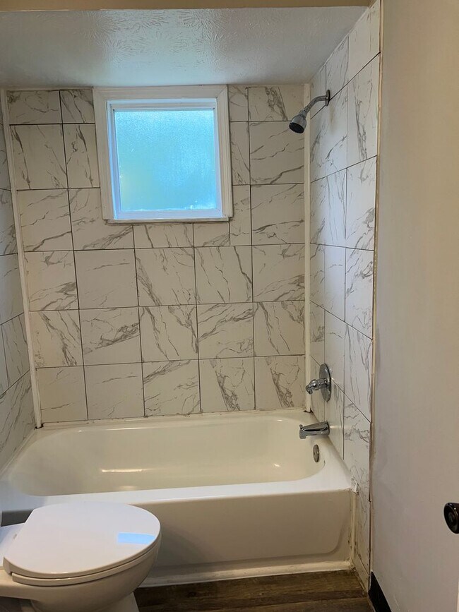 Building Photo - 3309 Roosevelt Blvd