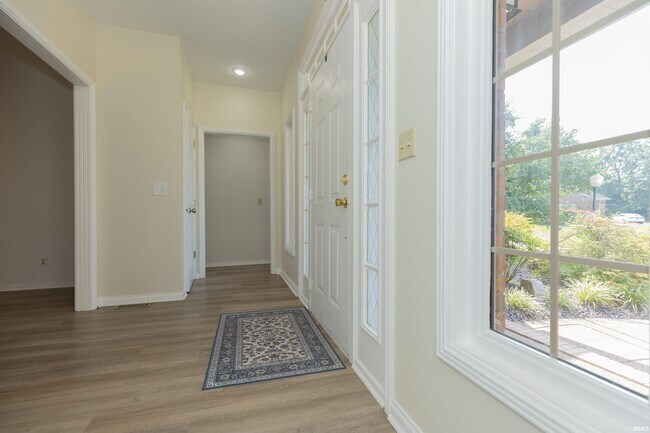 Building Photo - 2644 Waterstone Dr