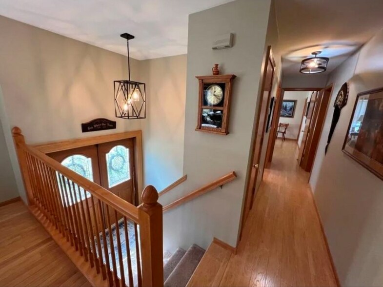 Building Photo - 501 Pone Ln