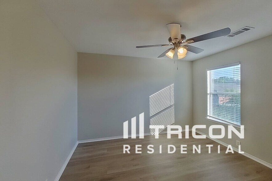 Building Photo - 108 Bear Trail