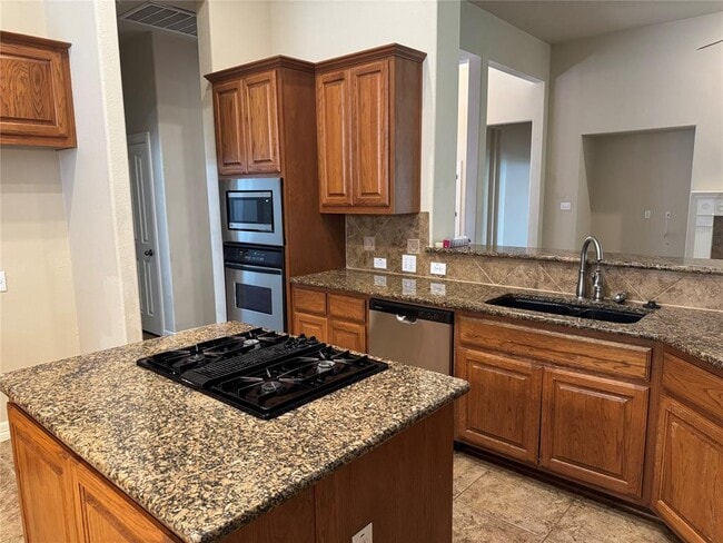 Building Photo - 1220 Pine Forest Cir