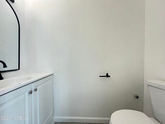 Building Photo - 29 Sawmill Rd