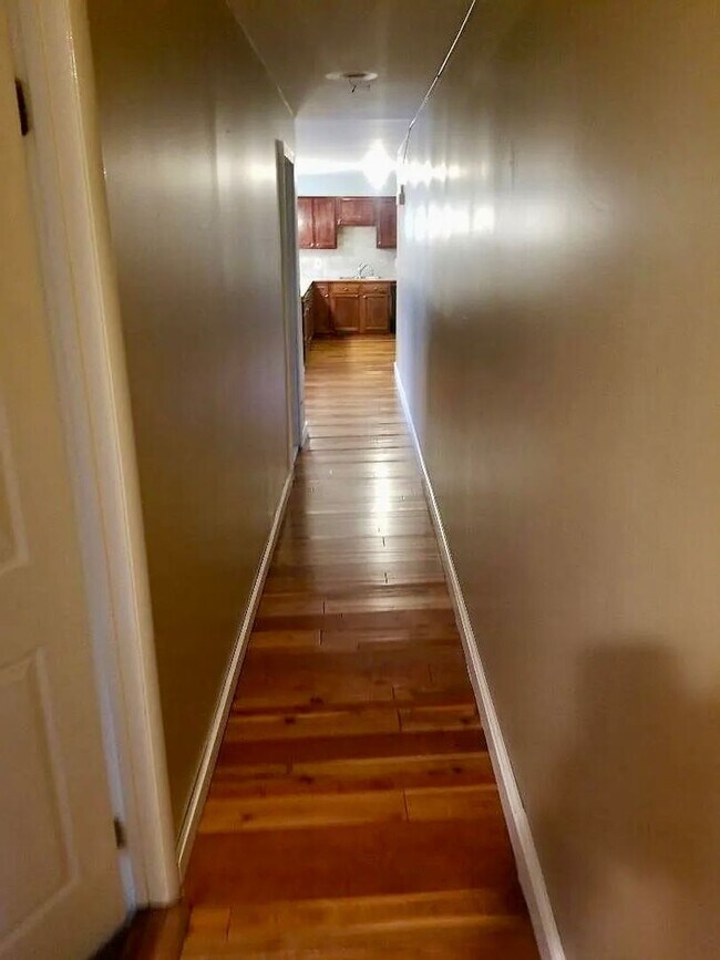 Building Photo - 52 N 18th St