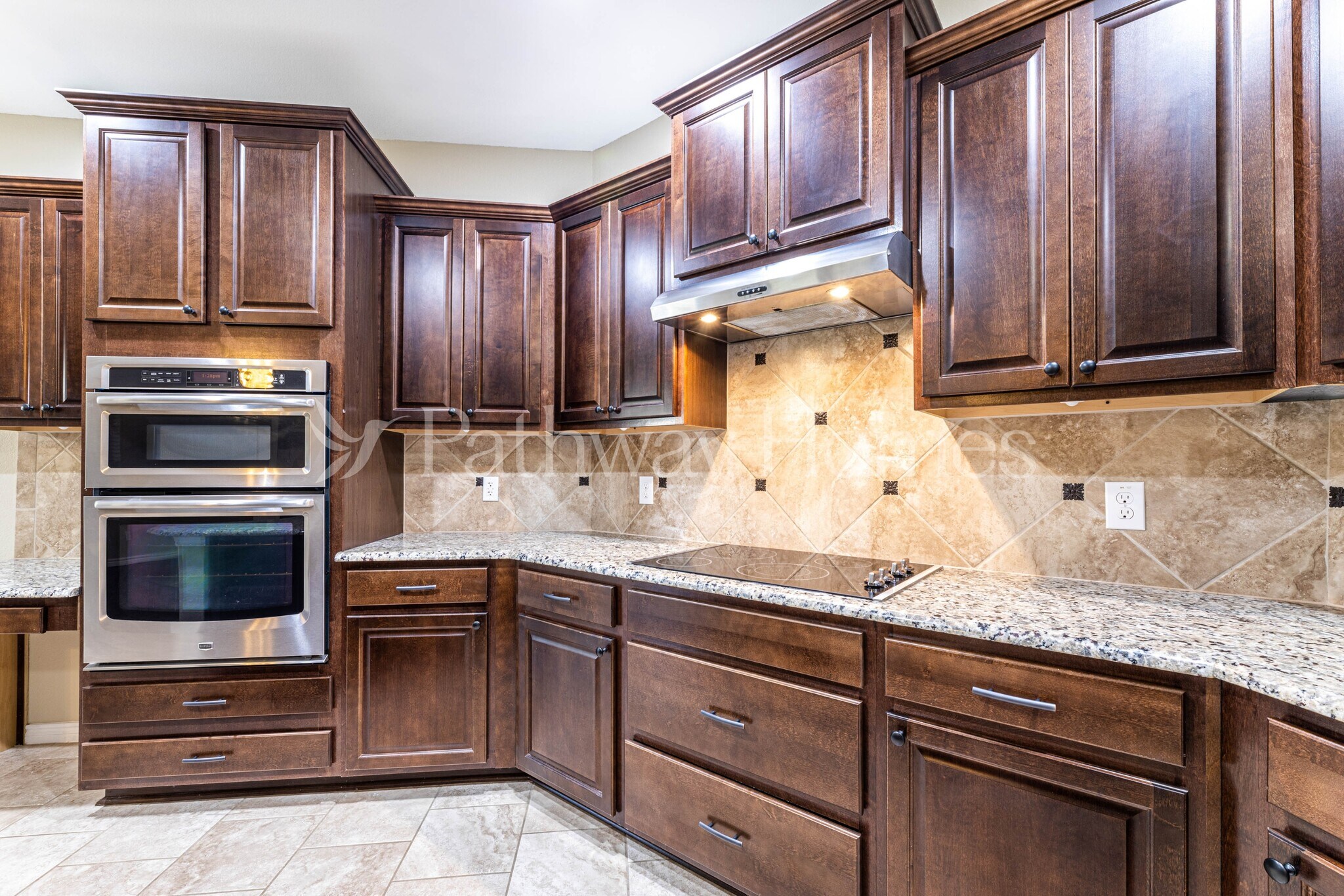 Building Photo - 119 Highwood Ave