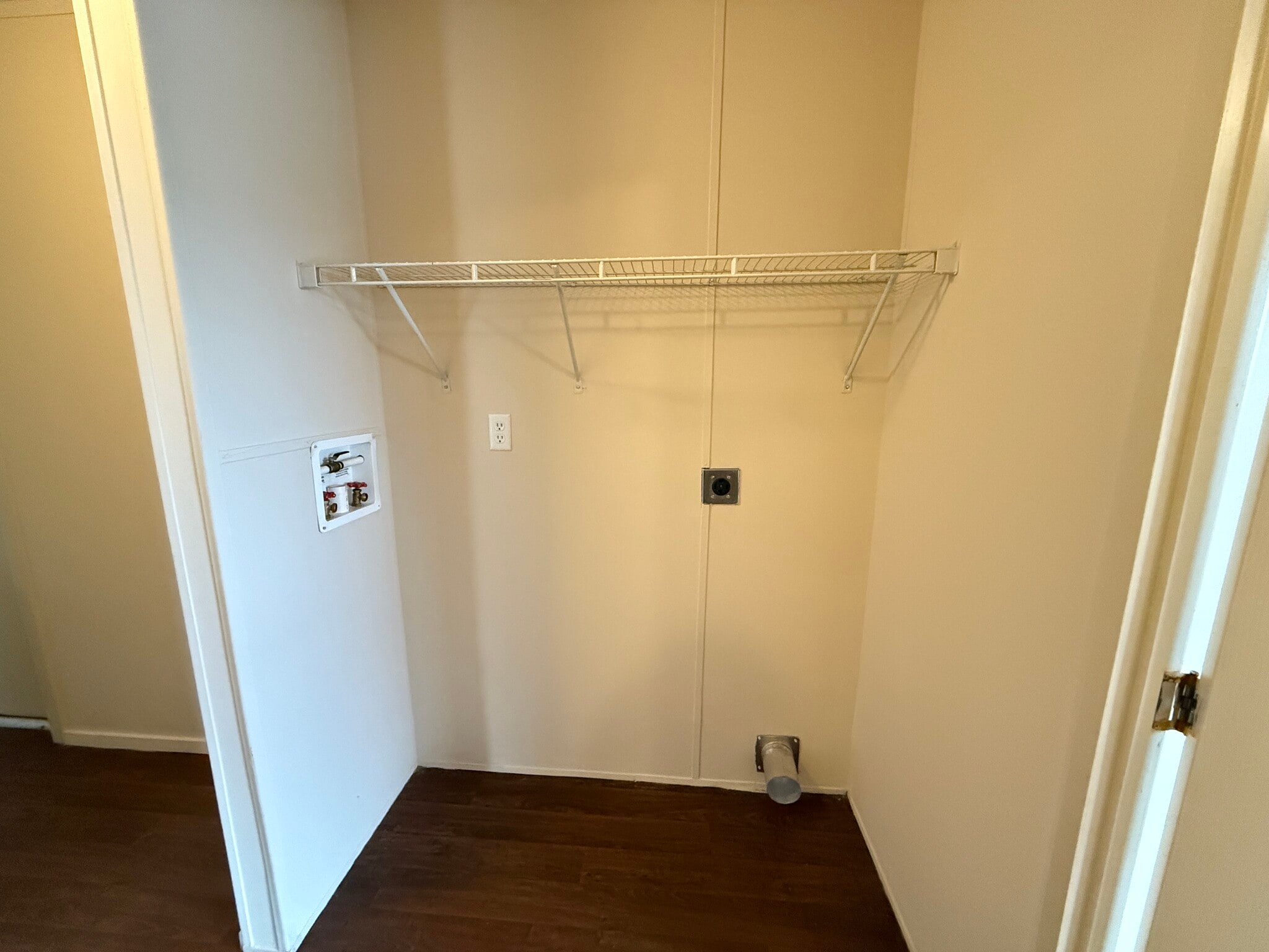 Laundry Area - 837 Sunflower Ln