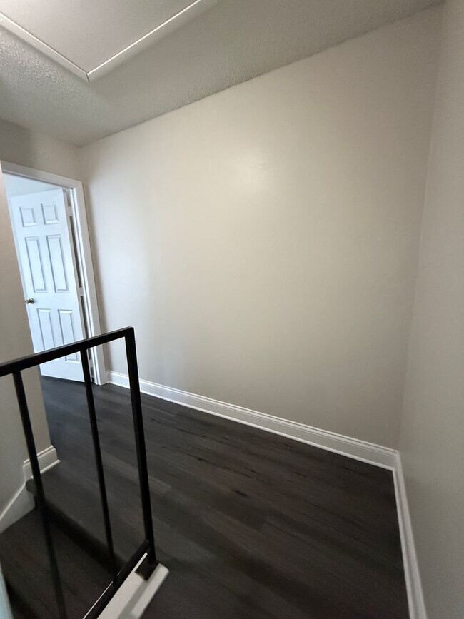 Building Photo - 2/2 Town Home in Casselberry