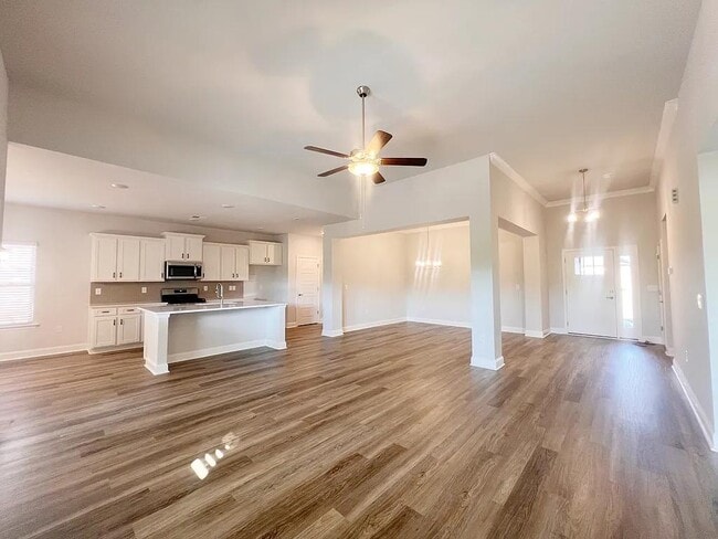 Building Photo - 335 Cypress Holw Trl