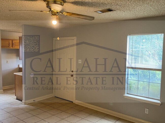 Building Photo - 5 Sweet Rose Ln